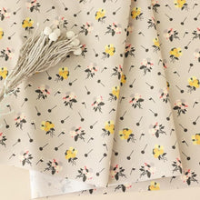 Load image into Gallery viewer, Bouquet of ping pong mums
