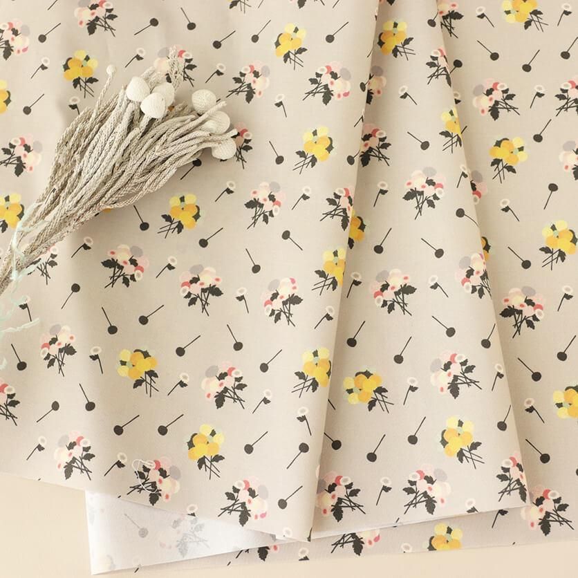 Bouquet of ping pong mums