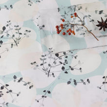 Load image into Gallery viewer, chickweed (moonlight)
