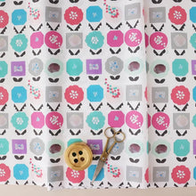 Load image into Gallery viewer, Fun Shape Flowers
