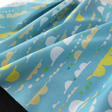 Load image into Gallery viewer, Edamame like rain (Blue)

