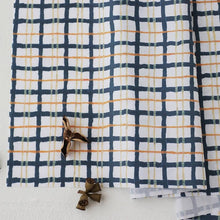 Load image into Gallery viewer, Plaid (White)
