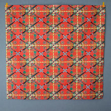 Load image into Gallery viewer, Arabesque(Red)
