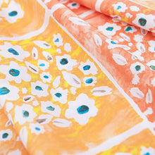 Load image into Gallery viewer, Scarf Flower(Orange)

