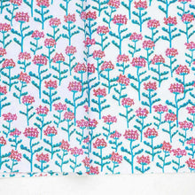 Load image into Gallery viewer, Growing en Masse in a Plants(Red)
