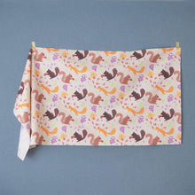 Load image into Gallery viewer, Squirrel(PinkPurple)
