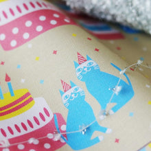 Load image into Gallery viewer, Hachi-Ware Cat&#39;s Birthday(Beige)
