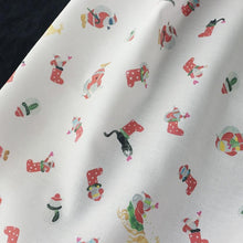 Load image into Gallery viewer, Santa and the Black Cats(White)
