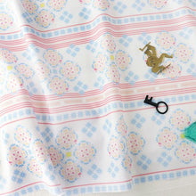 Load image into Gallery viewer, crystal(Pink&amp;Blue)
