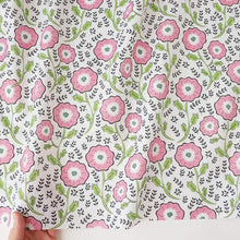 Load image into Gallery viewer, Dahlia and polka dots(Pink)
