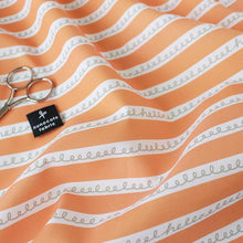 Load image into Gallery viewer, Spinning stripe(Orange)

