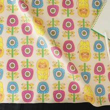 Load image into Gallery viewer, Sunflowers and Lions(Beige)
