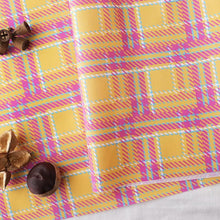Load image into Gallery viewer, tartan fall scenery(Beige)
