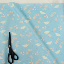 Load image into Gallery viewer, White Buntings and Flowers(Blue)
