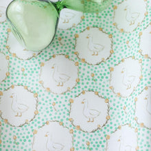 Load image into Gallery viewer, Duck and Small Flower Wreath(Green)
