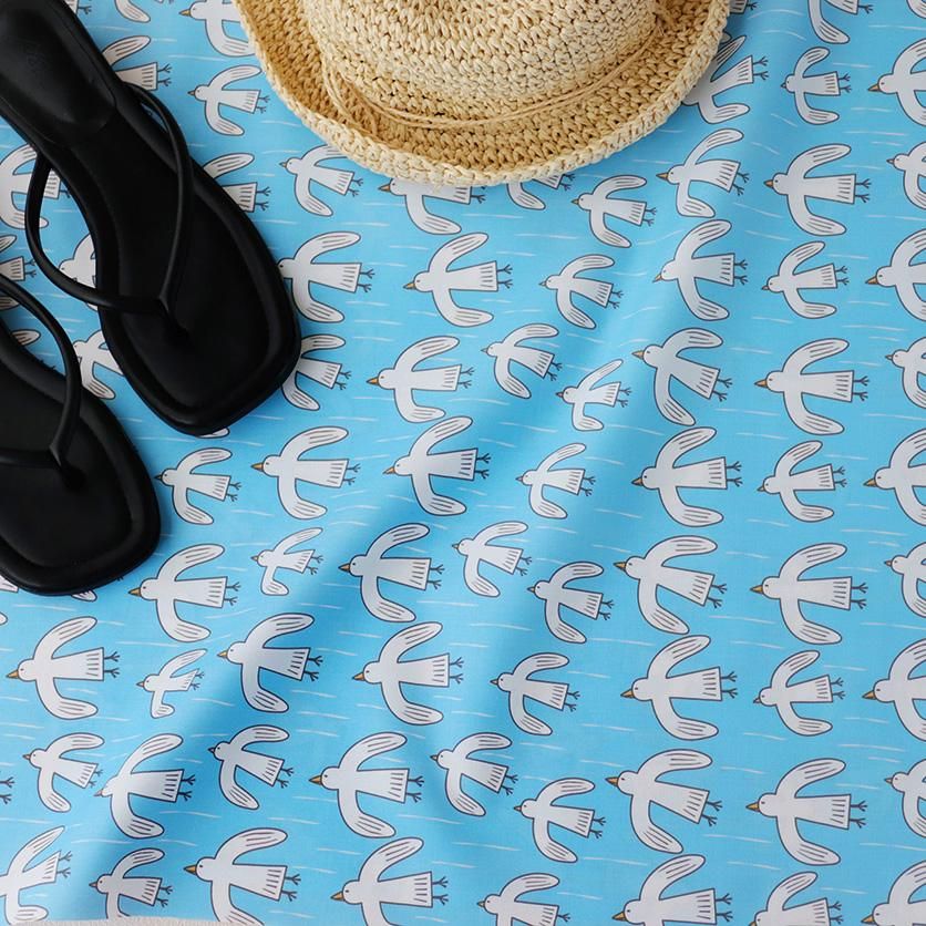 Birds Crossing the Sea(Blue)