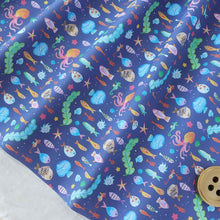 Load image into Gallery viewer, Colorful fishes of the sea(Navy Blue)
