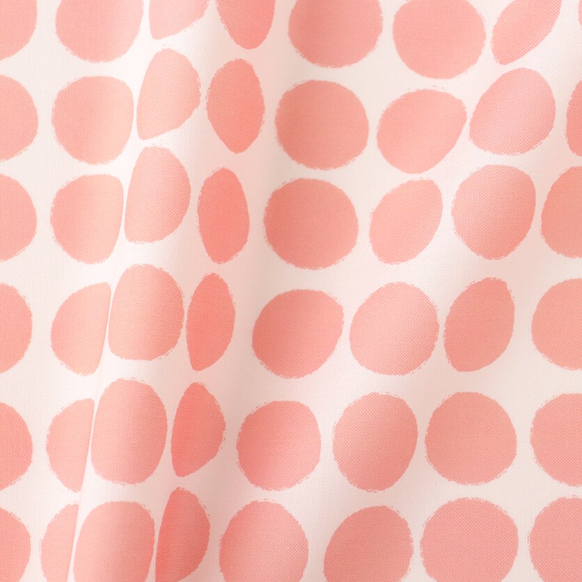 Roughly drawn dots (white�E½E�E½Eale pink)